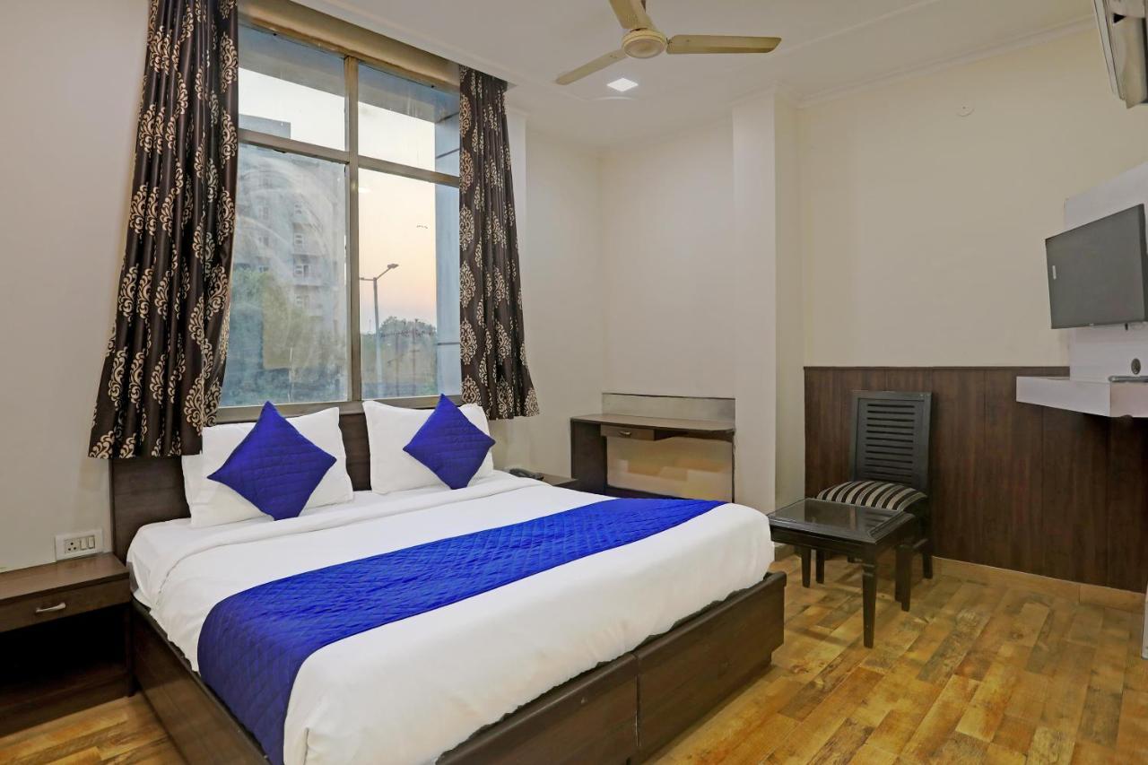 Hotel Grand Tushar - Ghaziabad Railway Station Екстериор снимка